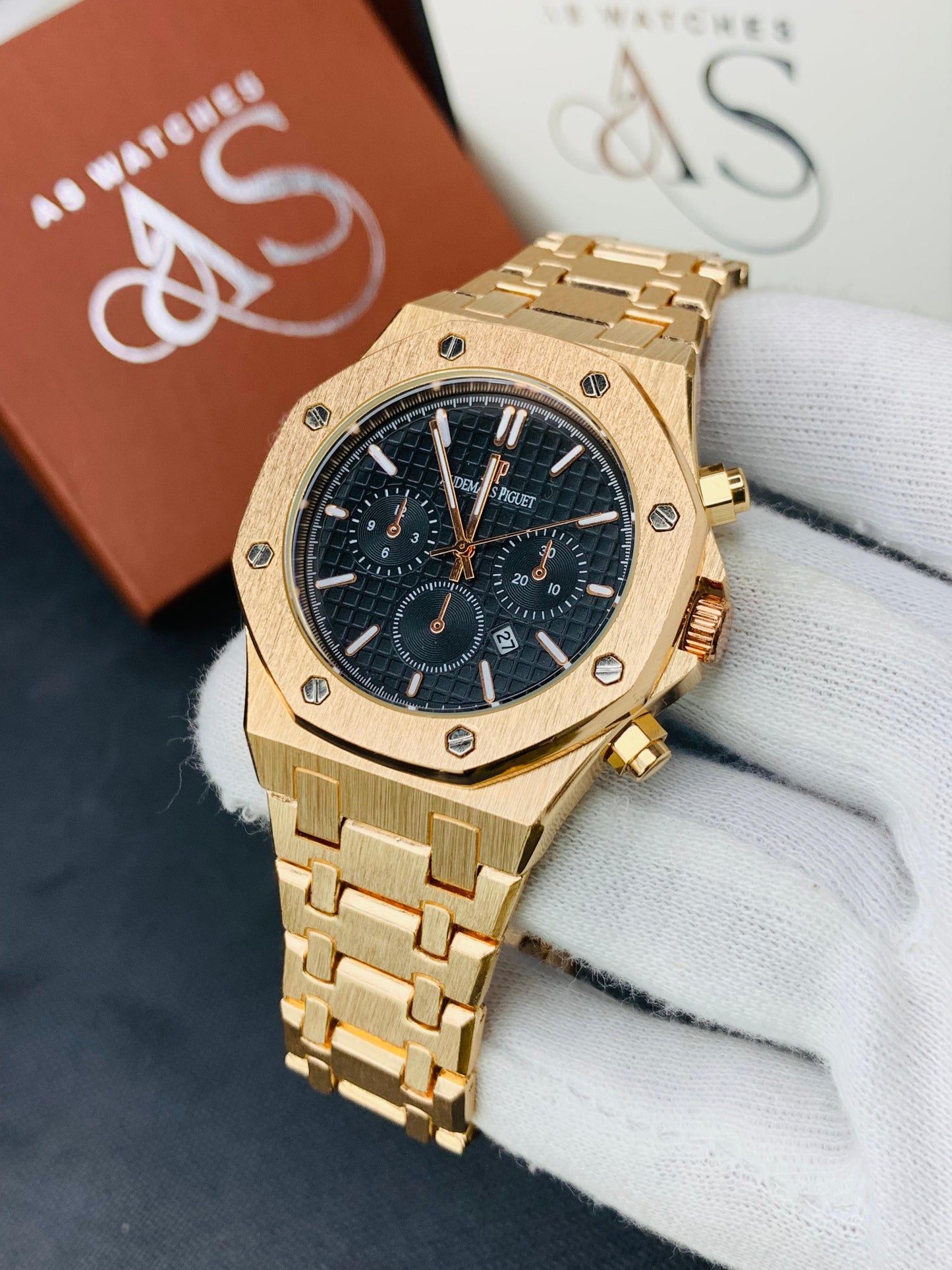 AP Luxury Golden (Black)