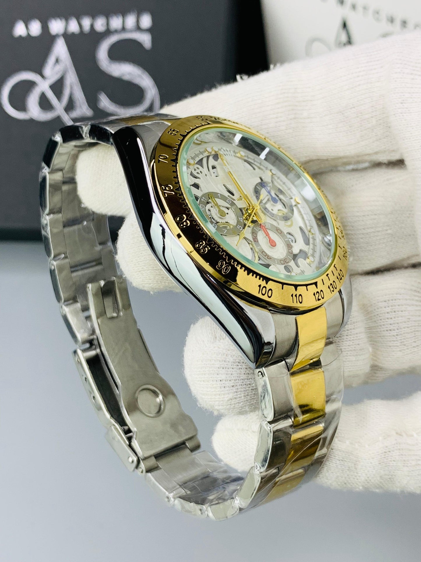 Branded Daytona TT Gold