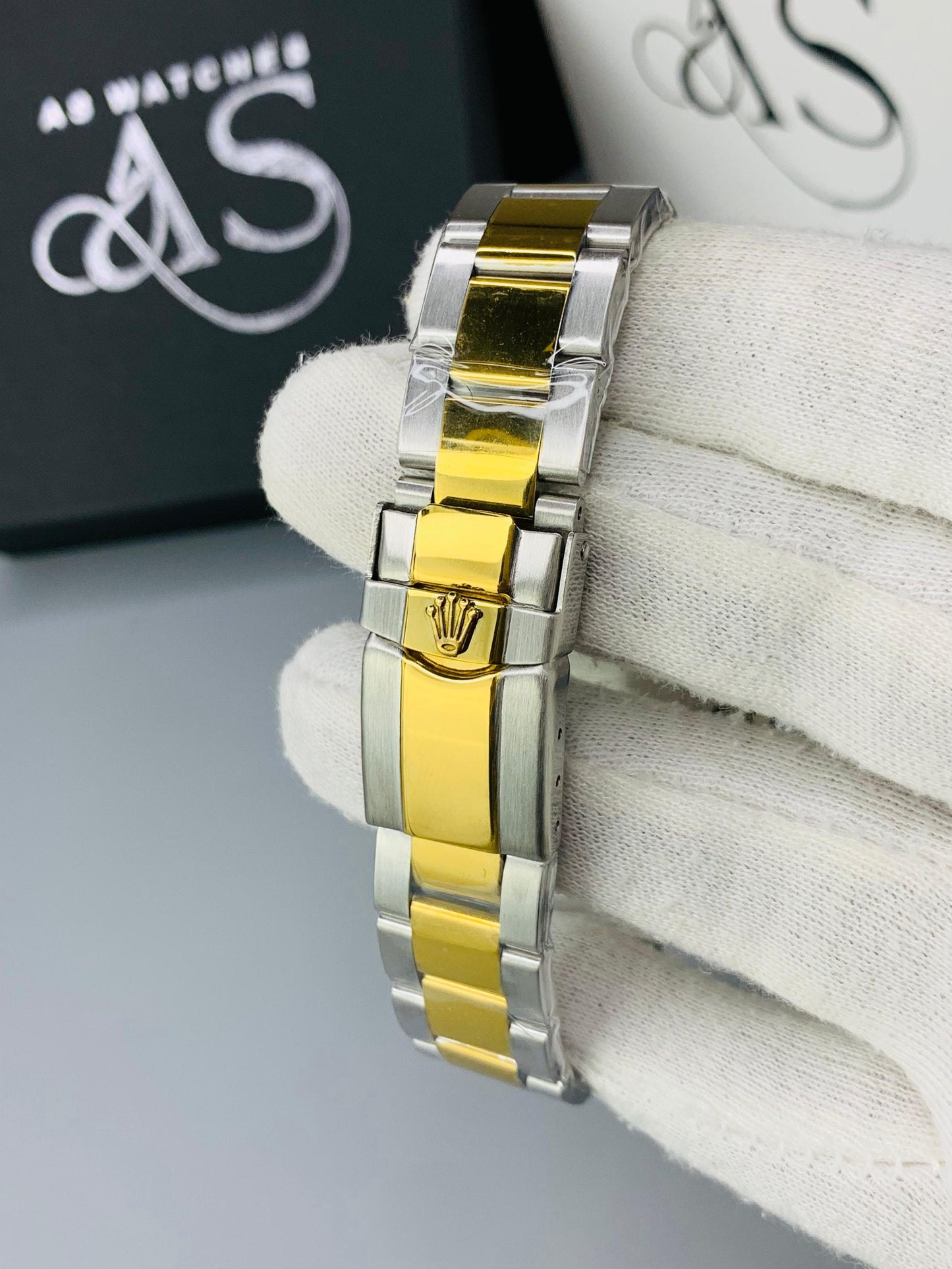 Branded Daytona TT Gold